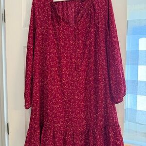 Old Navy Red V-Neck Long-Sleeve Printed Maxi Dress